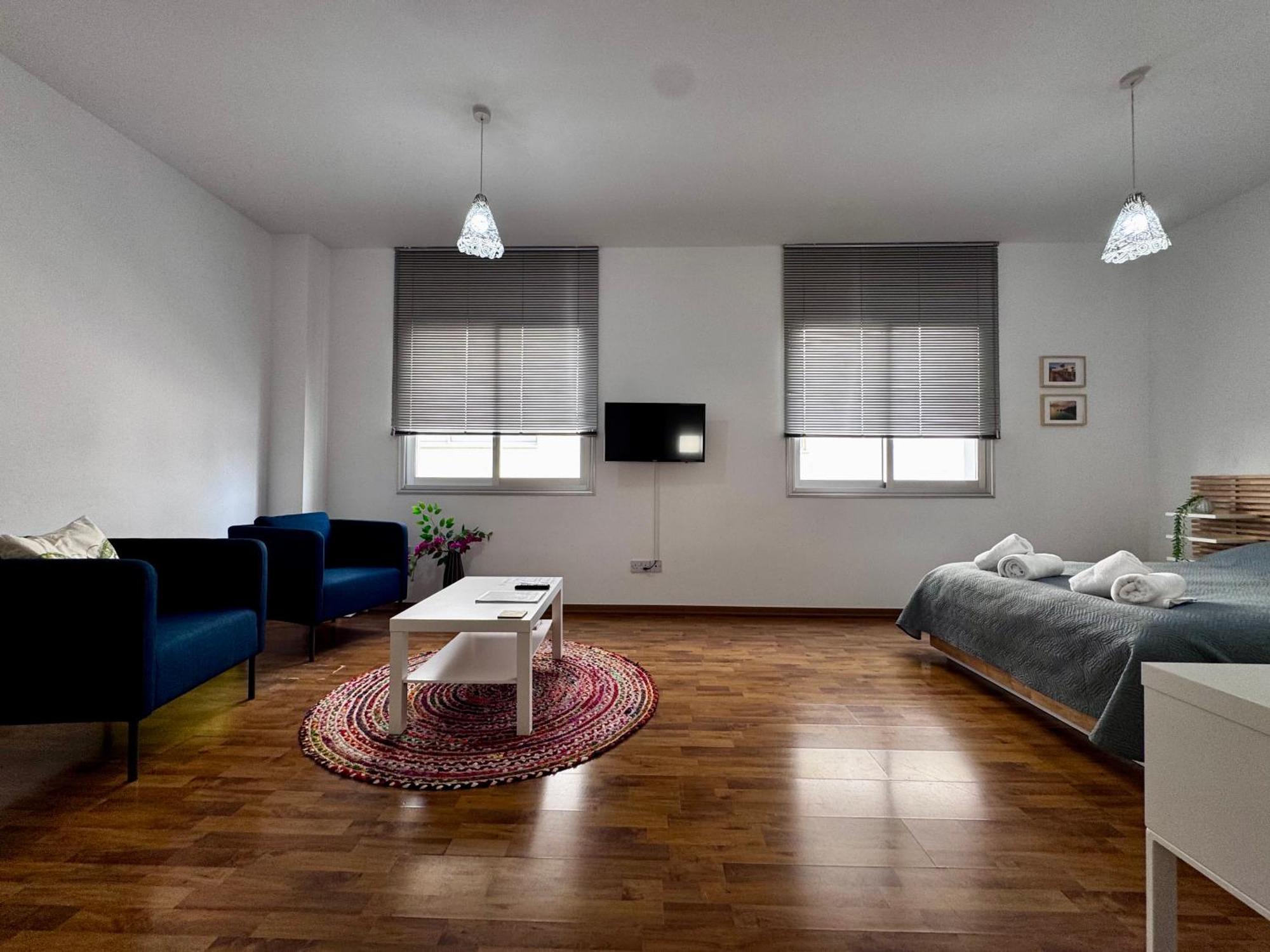 Lovely Studio Apartment In Pafos Εξωτερικό φωτογραφία